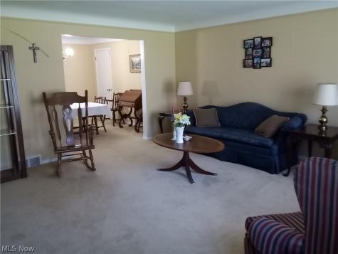 421 Harris Road Richmond Heights OH 44143