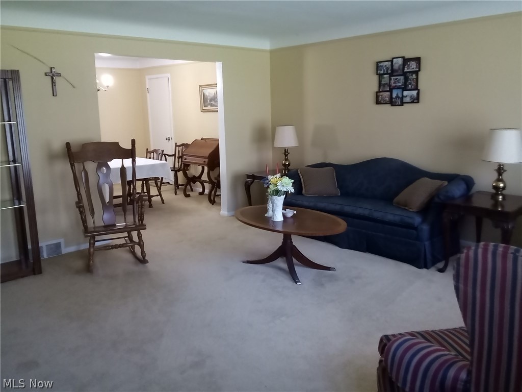 421 Harris Road Richmond Heights OH 44143