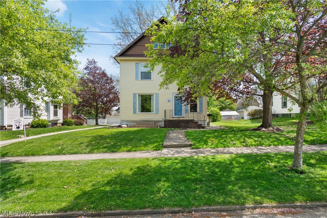 722 S Vine Street Orrville OH 44667