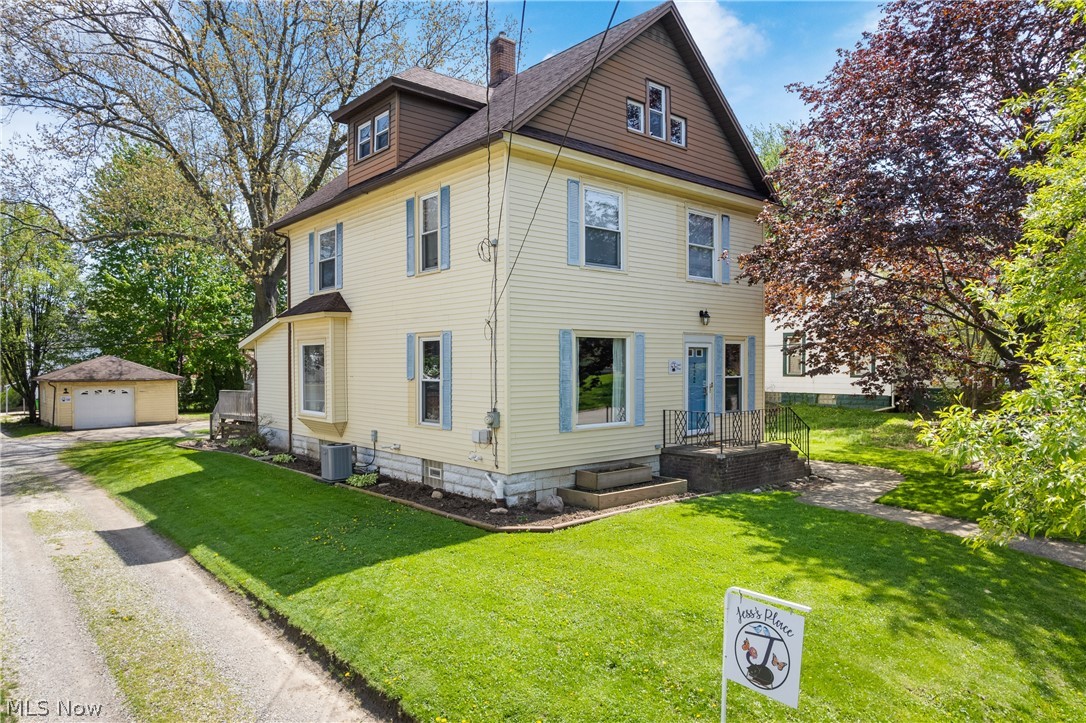 722 S Vine Street Orrville OH 44667