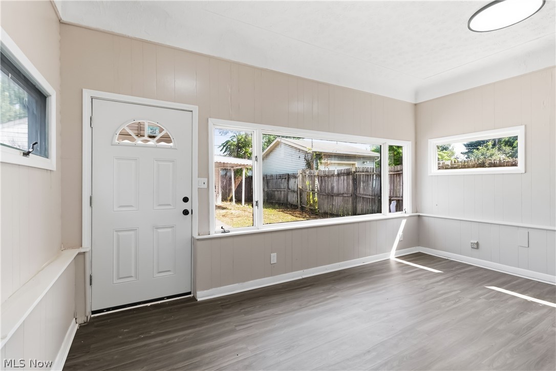 12904 Brookfield Avenue Cleveland OH 44135