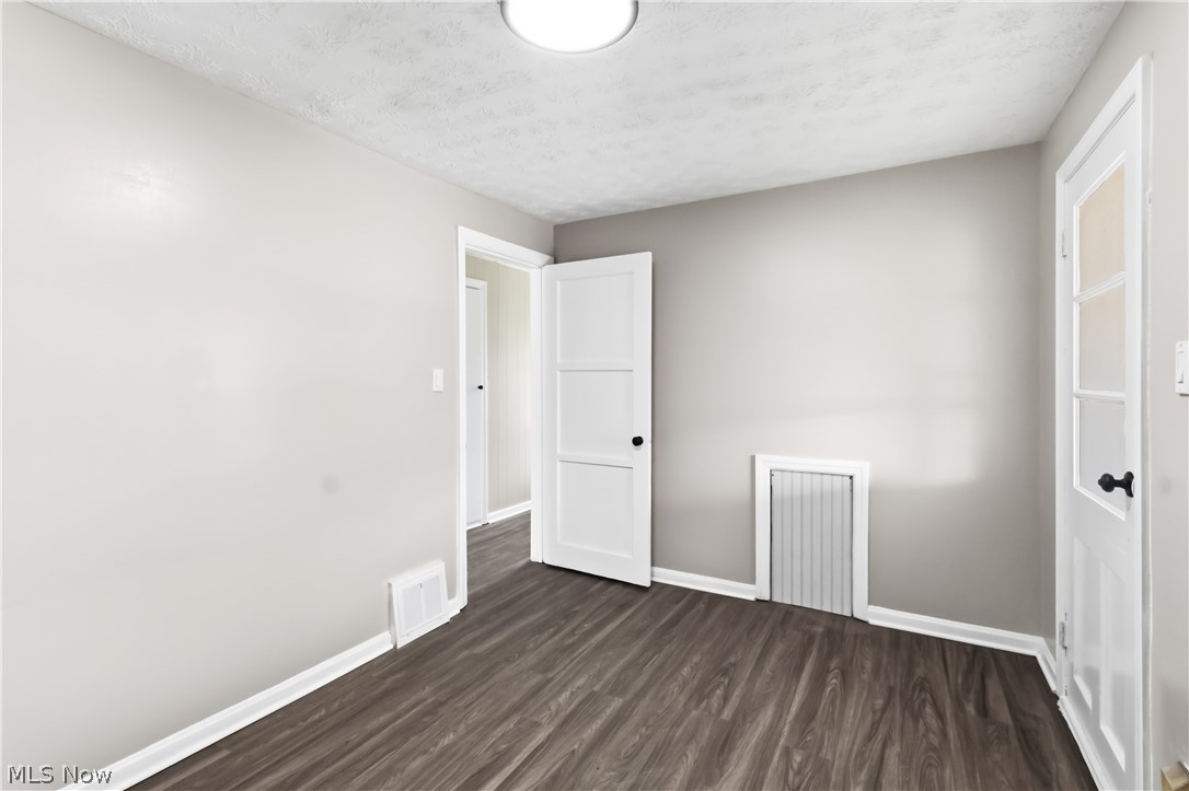 12904 Brookfield Avenue Cleveland OH 44135