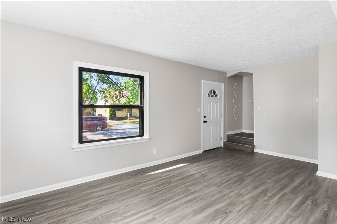 12904 Brookfield Avenue Cleveland OH 44135