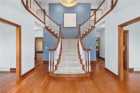 6232 Oak Point Lorain OH 44053