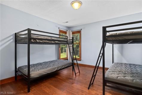 6232 Oak Point Lorain OH 44053