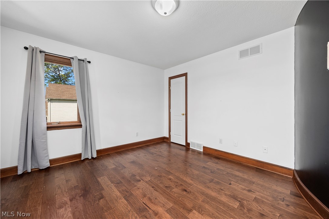 6232 Oak Point Lorain OH 44053