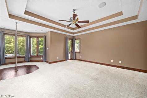 6232 Oak Point Lorain OH 44053