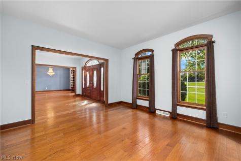 6232 Oak Point Lorain OH 44053