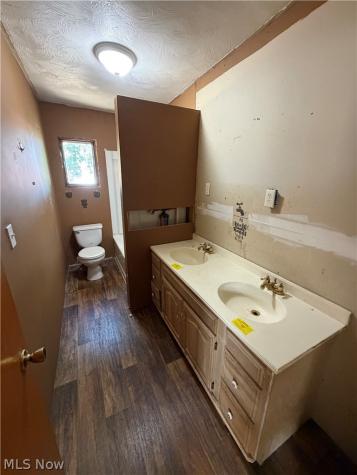 405 Gween Drive Malvern OH 44644