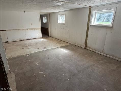 405 Gween Drive Malvern OH 44644