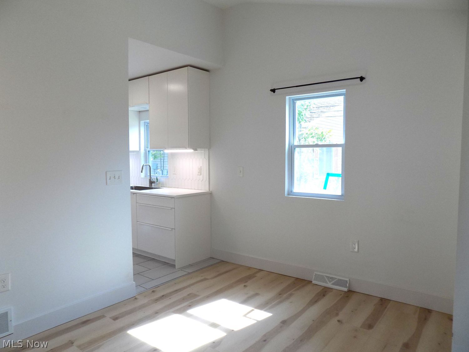 1094 Moneta Avenue Aurora OH 44202