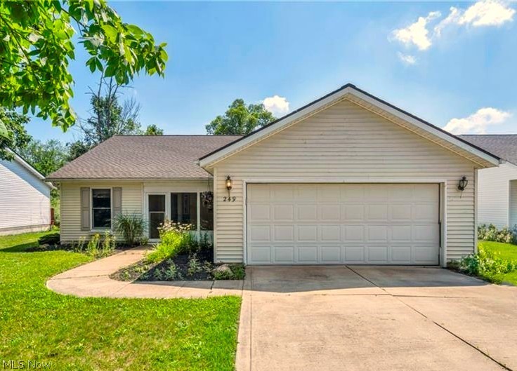249 Forest Park Drive Lagrange OH 44050