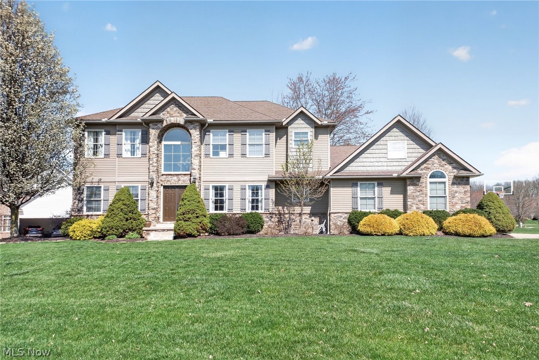 1215 Springbury Drive Uniontown OH 44685