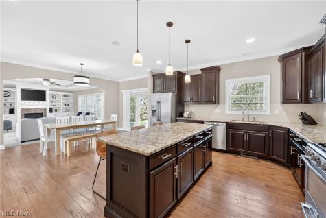 1215 Springbury Drive Uniontown OH 44685