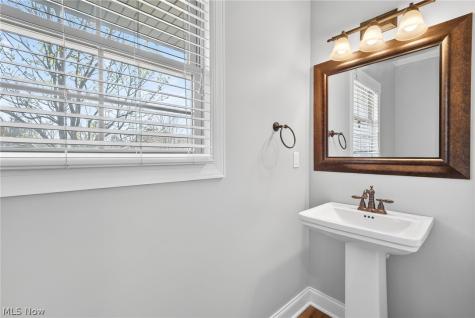 1215 Springbury Drive Uniontown OH 44685