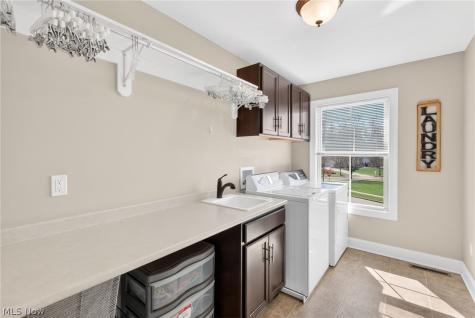 1215 Springbury Drive Uniontown OH 44685