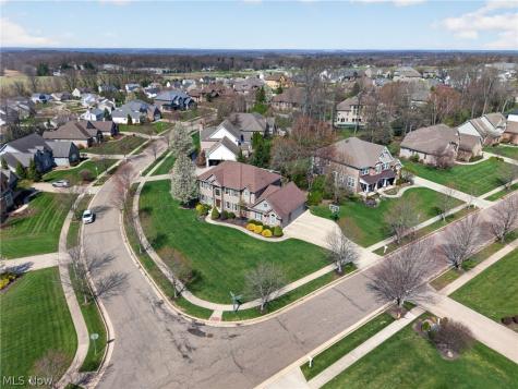1215 Springbury Drive Uniontown OH 44685