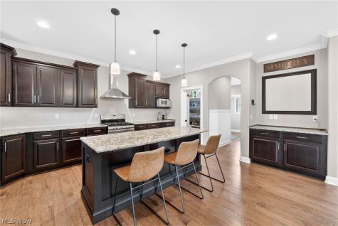 1215 Springbury Drive Uniontown OH 44685