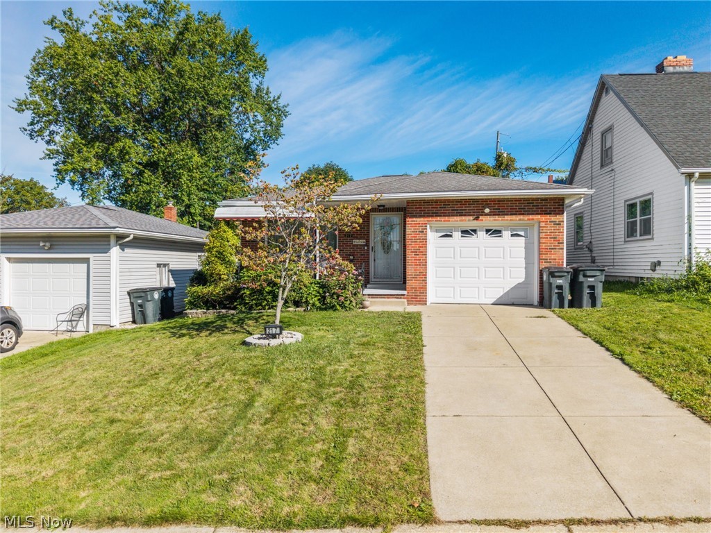 217 Clinton Avenue Akron OH 44301