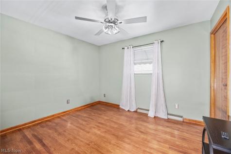 217 Clinton Avenue Akron OH 44301