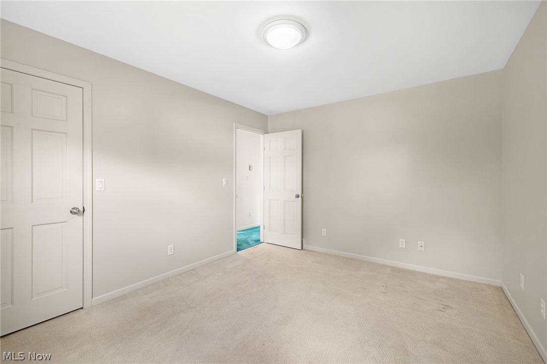 4089 Addison Avenue NE Louisville OH 44641
