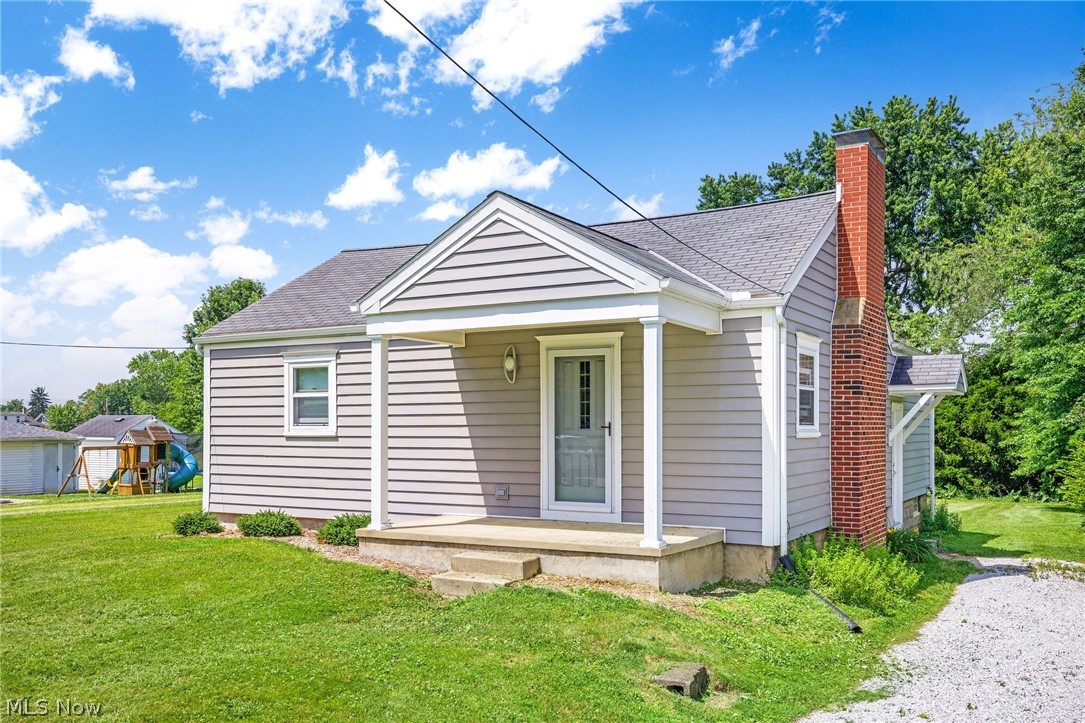 4089 Addison Avenue NE Louisville OH 44641