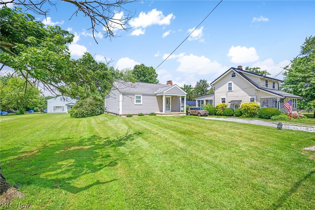 4089 Addison Avenue NE Louisville OH 44641
