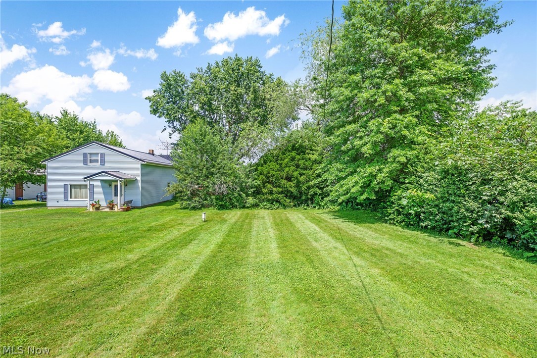 4089 Addison Avenue NE Louisville OH 44641