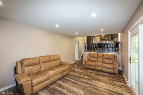 34600 W Sharondale Drive Solon OH 44139