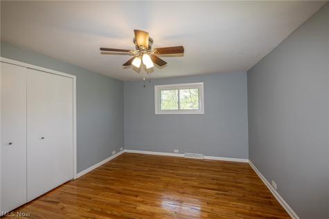 34600 W Sharondale Drive Solon OH 44139