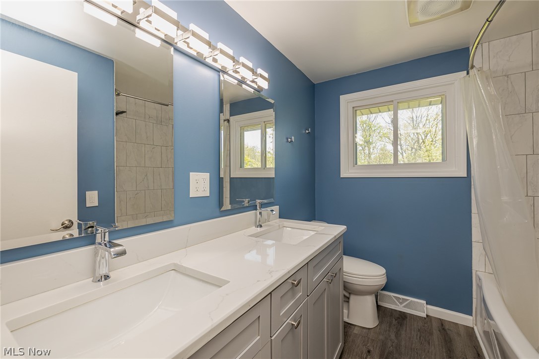 34600 W Sharondale Drive Solon OH 44139