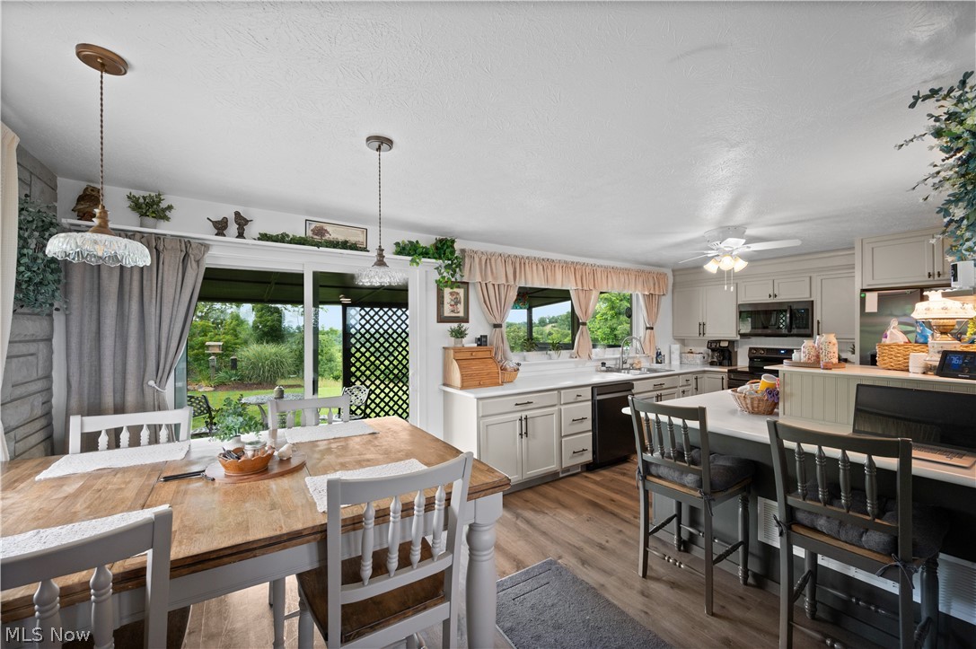 2506 Valley View Drive Belpre OH 45714