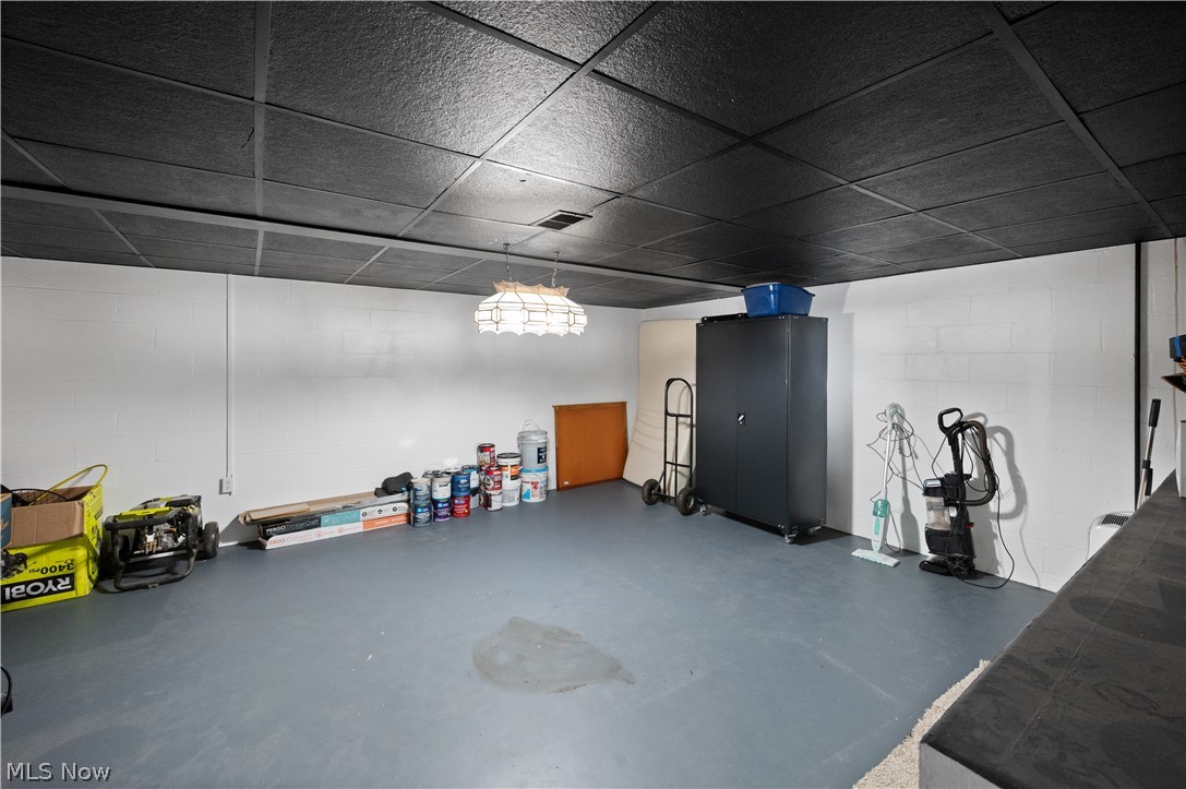 2506 Valley View Drive Belpre OH 45714