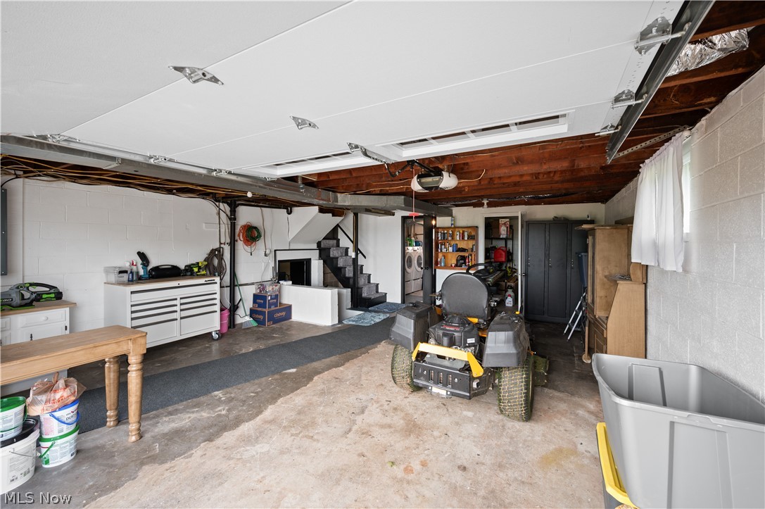2506 Valley View Drive Belpre OH 45714
