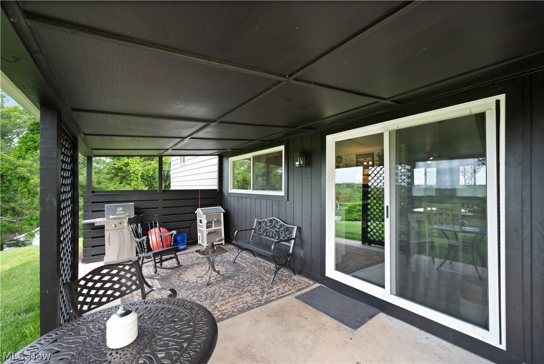 2506 Valley View Drive Belpre OH 45714