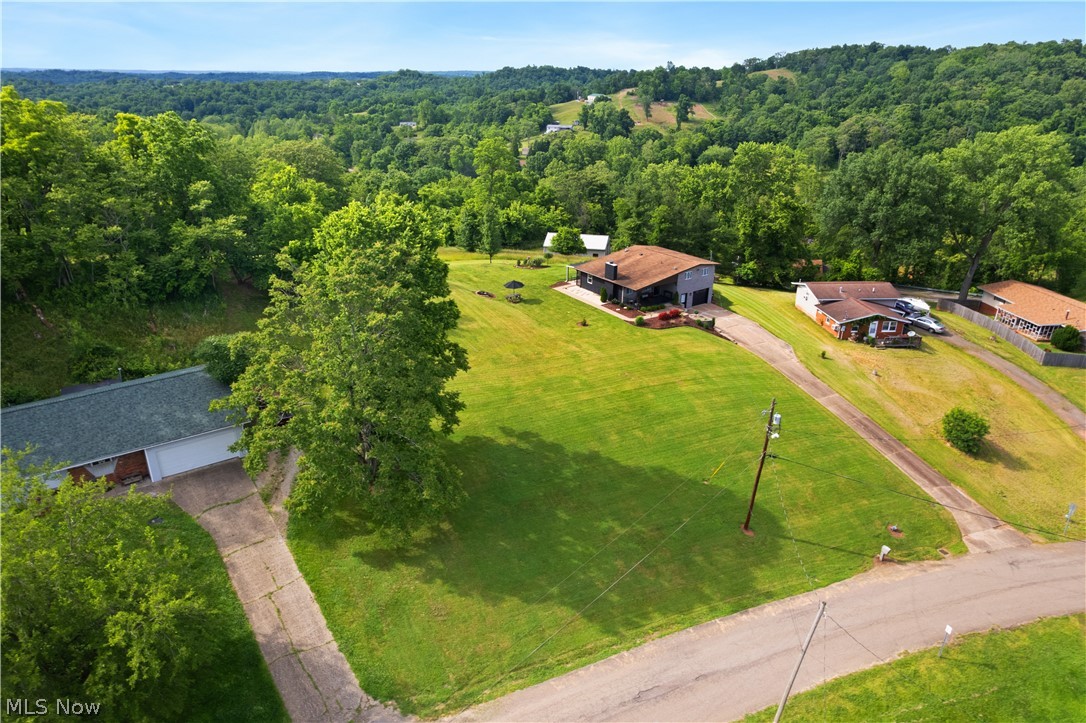 2506 Valley View Drive Belpre OH 45714