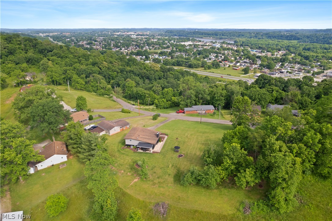 2506 Valley View Drive Belpre OH 45714
