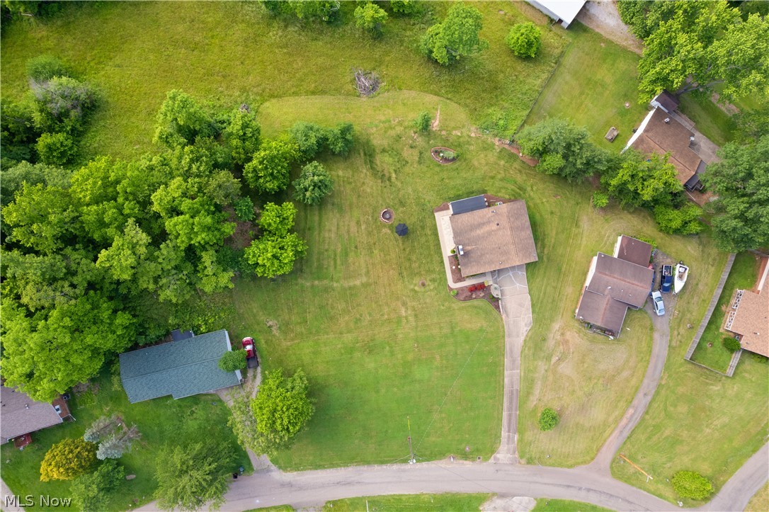 2506 Valley View Drive Belpre OH 45714