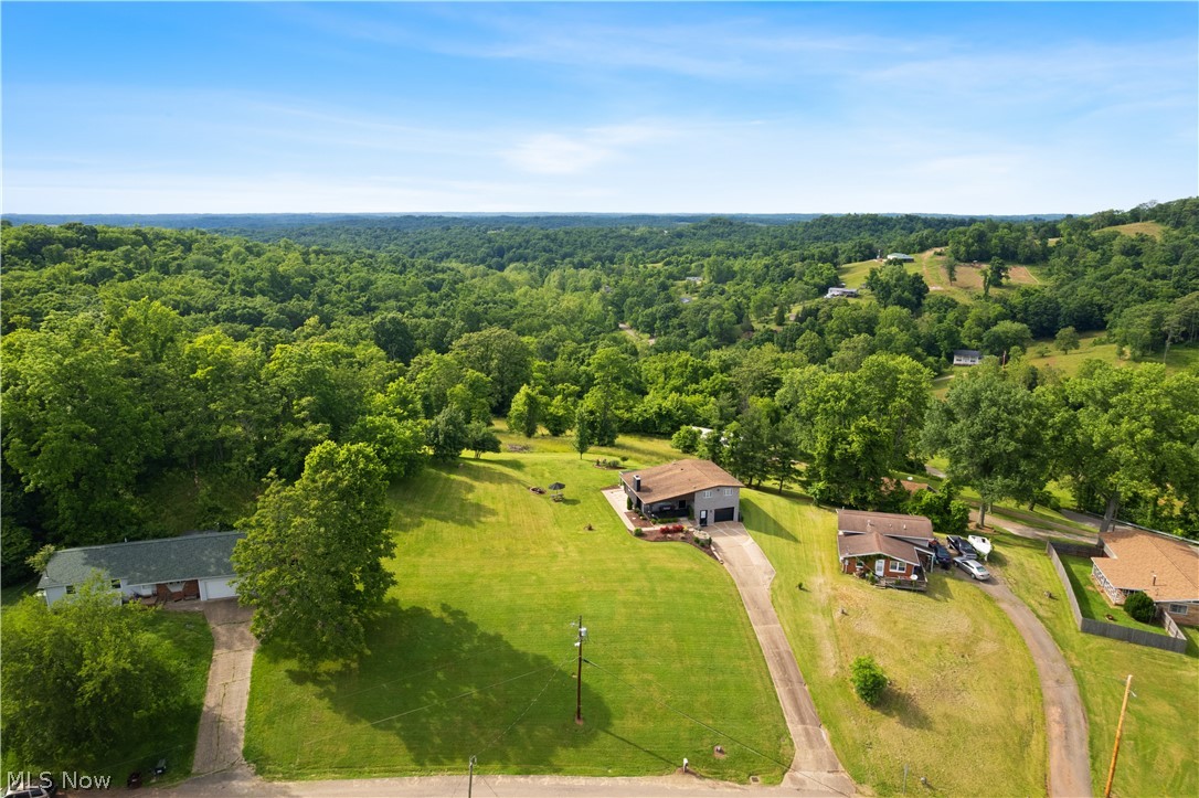 2506 Valley View Drive Belpre OH 45714