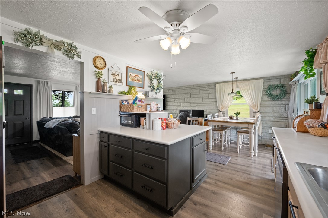 2506 Valley View Drive Belpre OH 45714