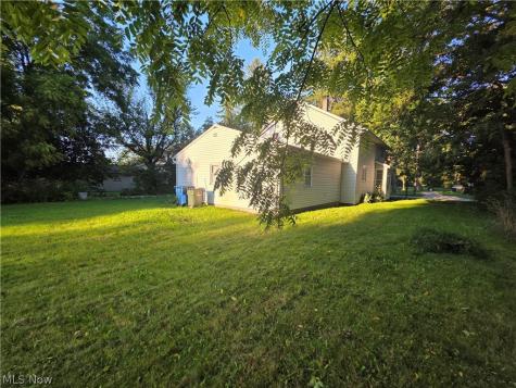419 Barker Street Wellington OH 44090
