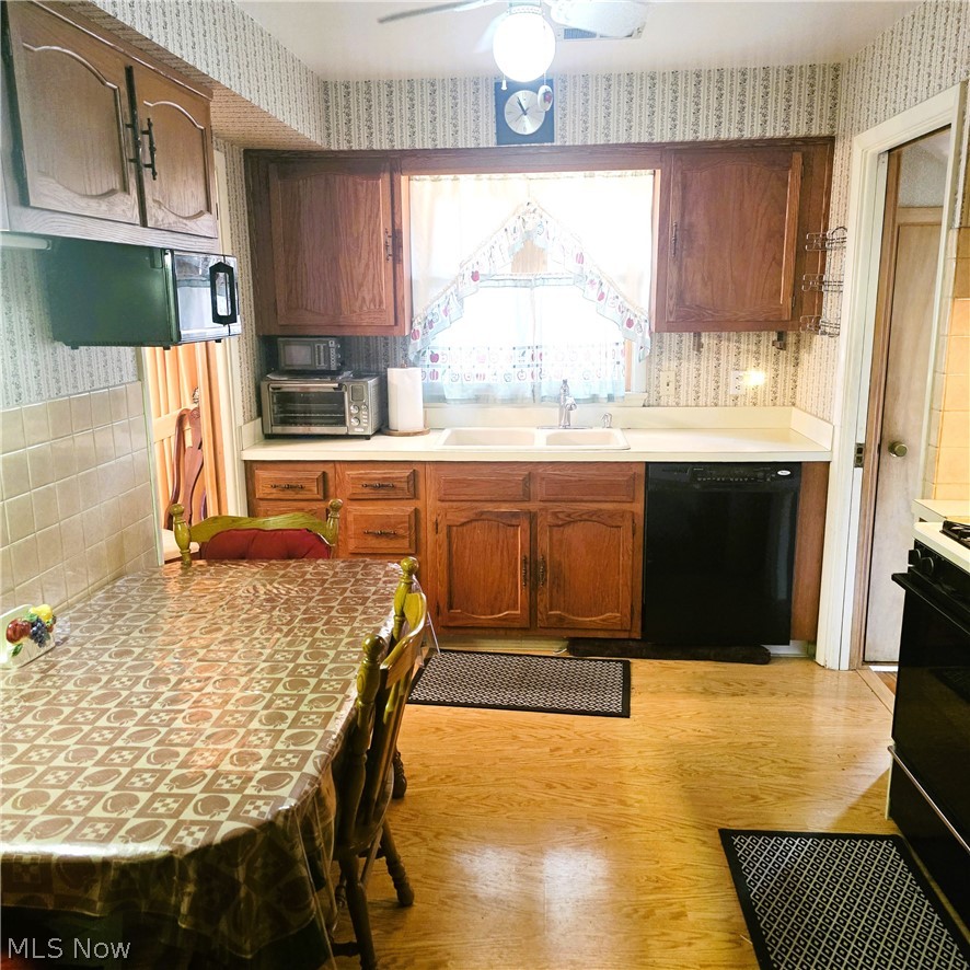 8201 Manorford Drive Parma OH 44129