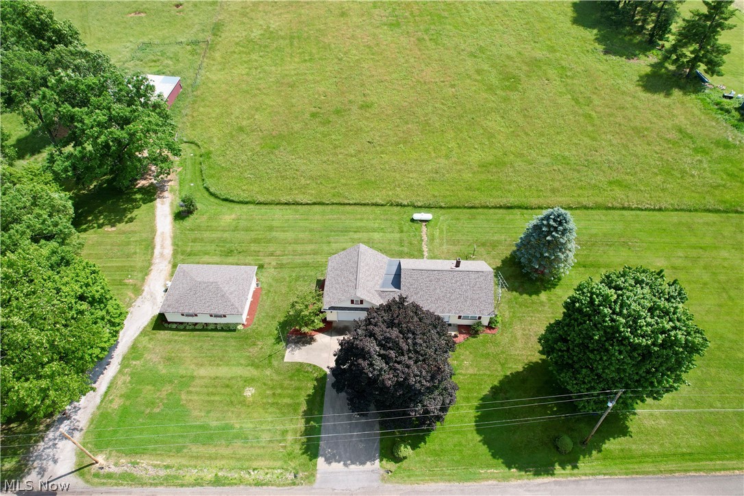 3278 Fresno Road NW Carrollton OH 44615