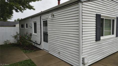 472 N Rocky River Drive Berea OH 44017