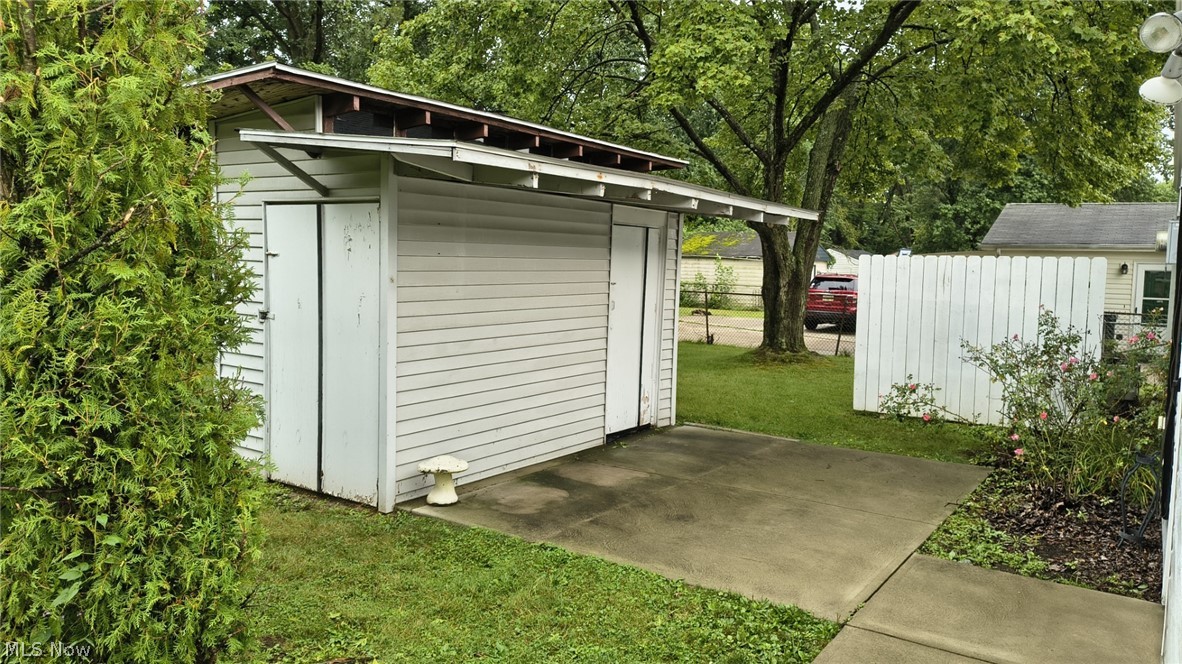 472 N Rocky River Drive Berea OH 44017