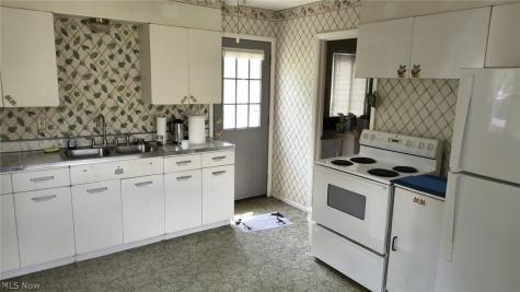 472 N Rocky River Drive Berea OH 44017