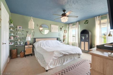4396 Pioneer Circle SW Massillon OH 44646