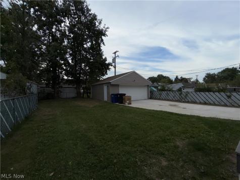 3976 E 190th Street Cleveland OH 44122