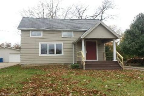 82 Henigan Avenue Barberton OH 44203