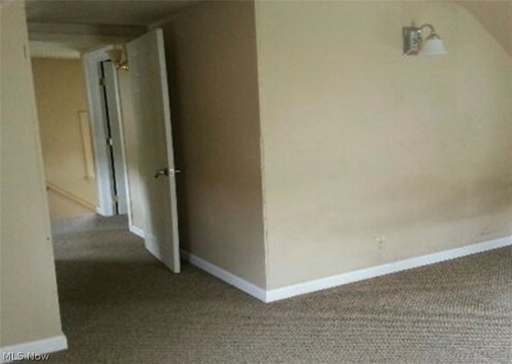 82 Henigan Avenue Barberton OH 44203